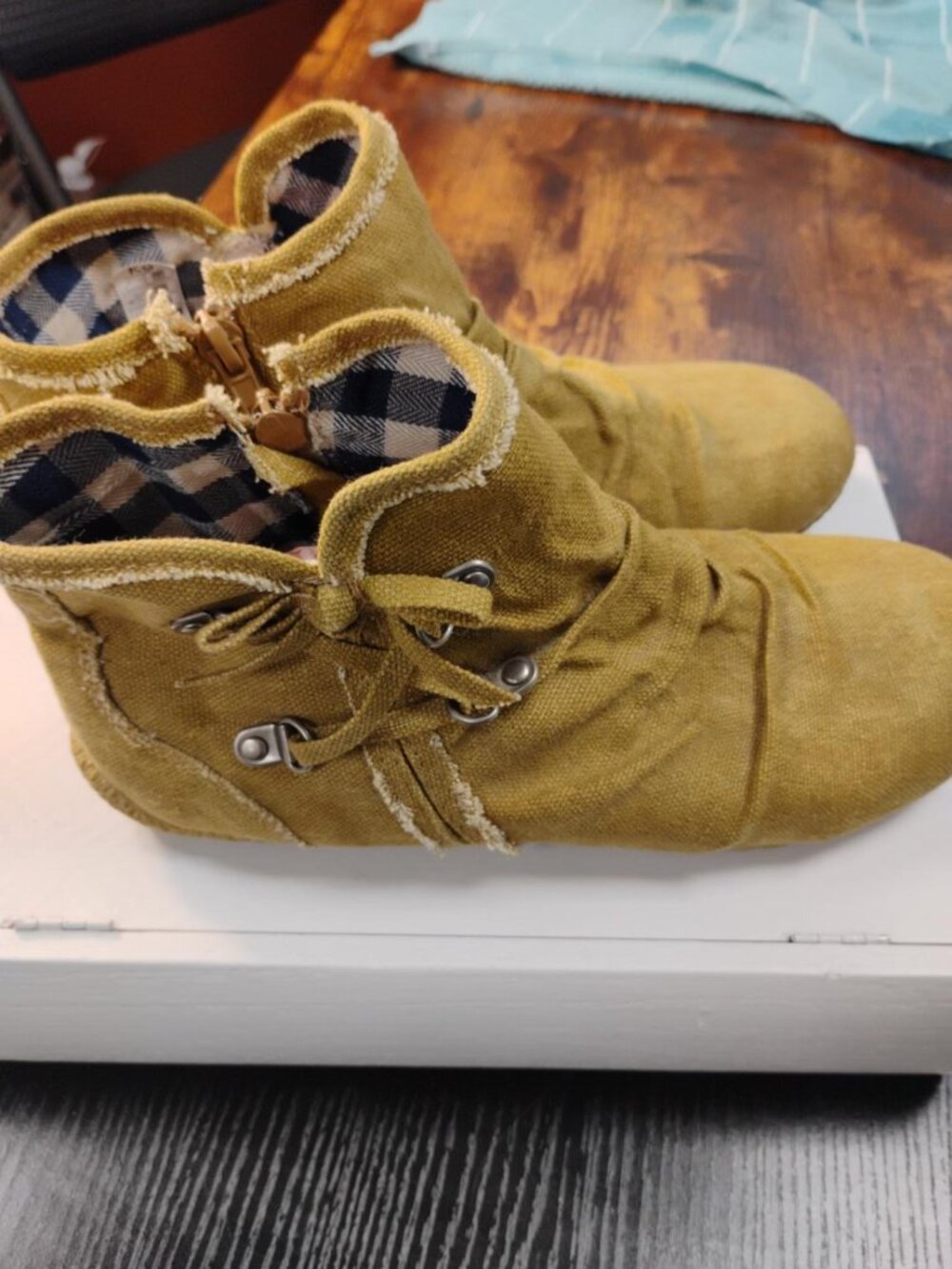 Rocket Dog Mailin K9 Canvas Ankle Boots Women’s 7 Mustard Lace-Up Zip